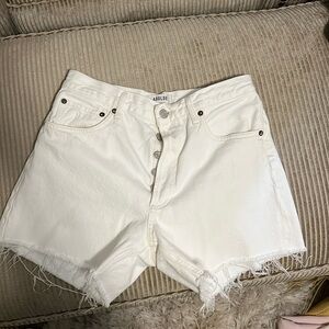 Agolde size 27 white Reese shorts Jean